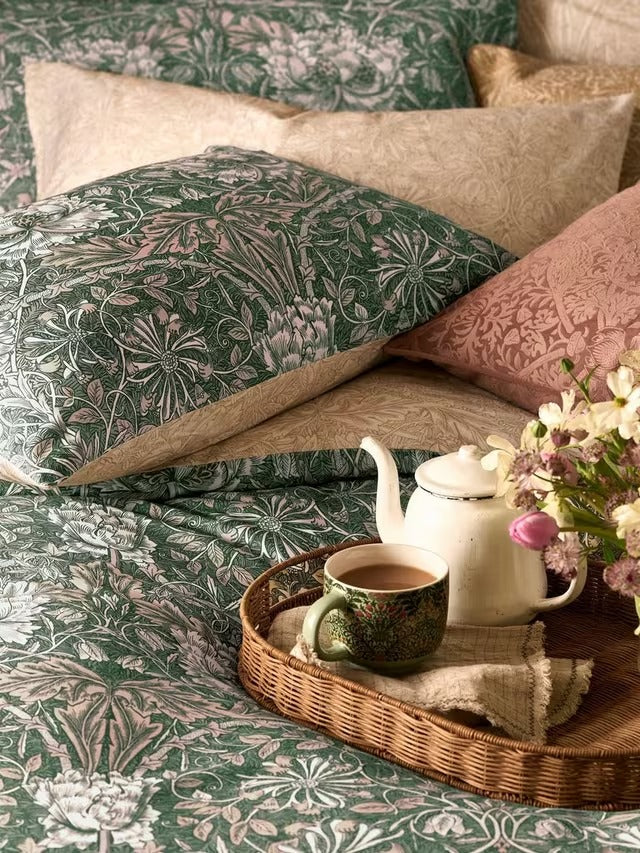 William Morris Honeysuckle & Tulip Reversible Duvet Cover Set - Multi - King