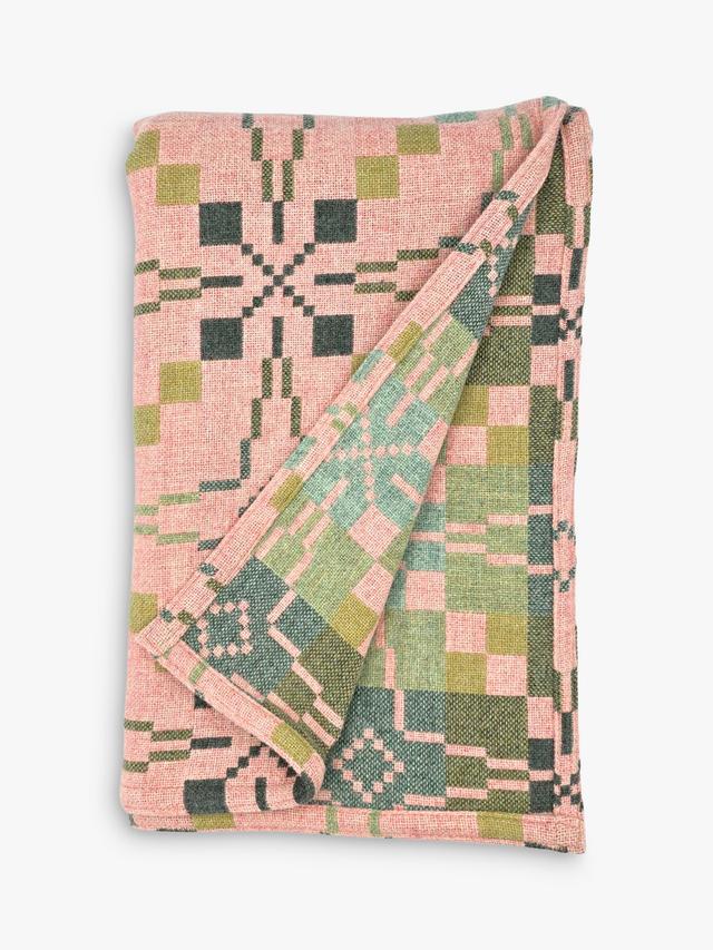 Melin Tregwynt Vintage Star Lambswool Throw Blanket 200 x 120cm - Blossom