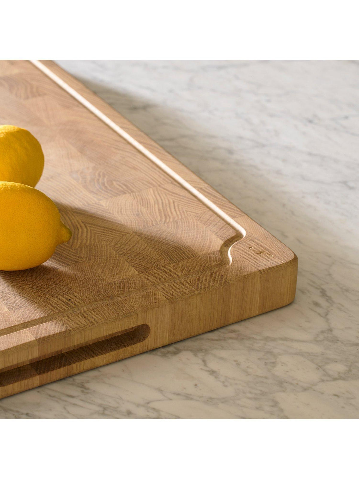 Neptune Orford Solid End-Grain Oak Wood Chopping Board - Medium 55 x 40cm