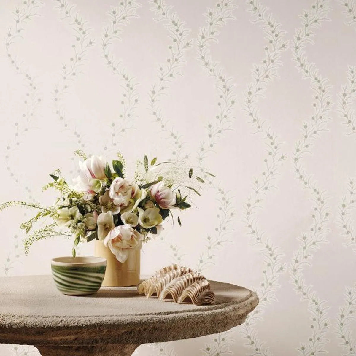 Colefax and Fowler W7019/02 Liliana Floral Wallpaper Roll - 52cm x 10m Cream