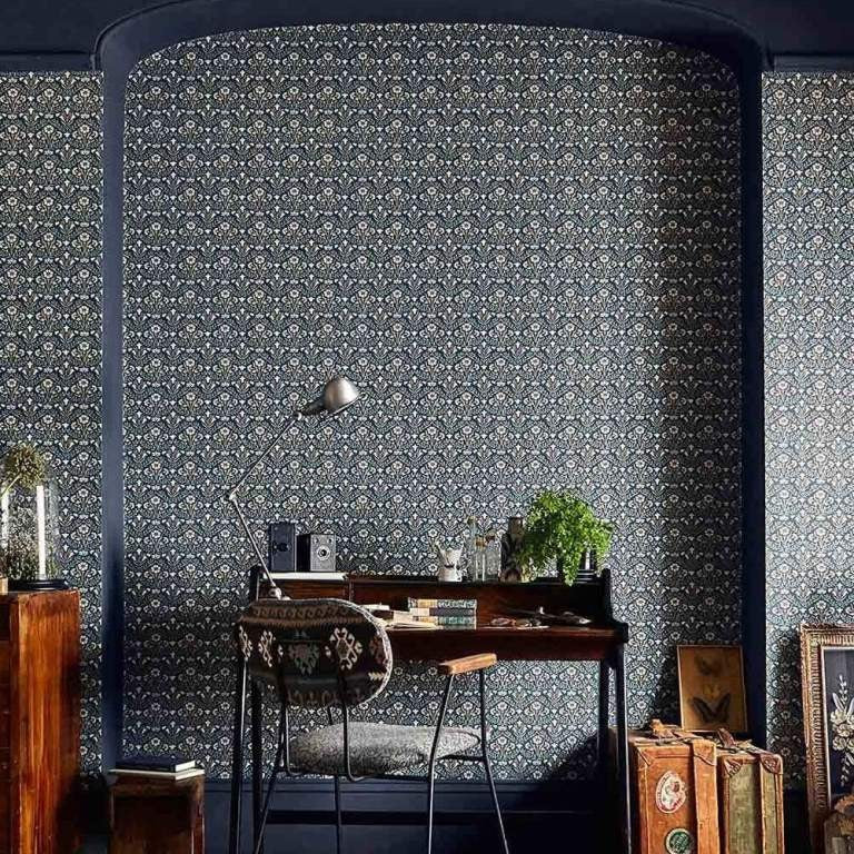 Morris & Co. DCMW216806 Bellflowers Wallpaper L10m x W52cm - Indigo/Linen