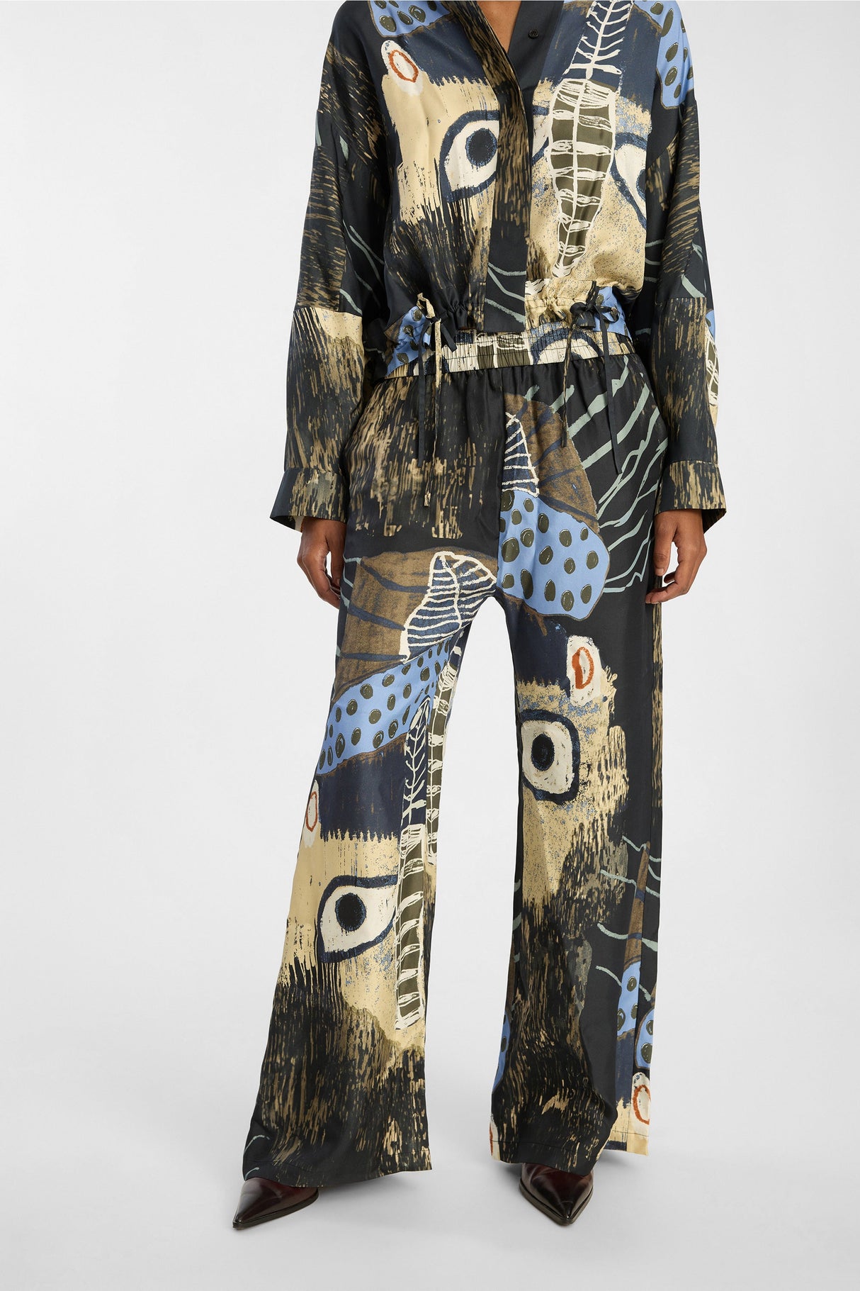 Munthe Women's Straight-Leg Loose Fit Silk Arum Pants Black Print - Size 44