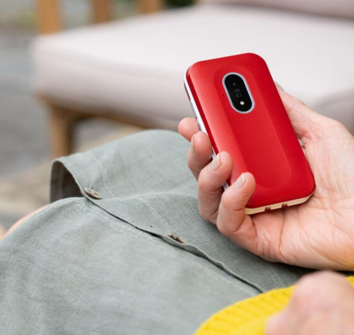 Doro Leva L20 4G Flip Big Button 128MB SIM-Free Mobile Phone - Red/White