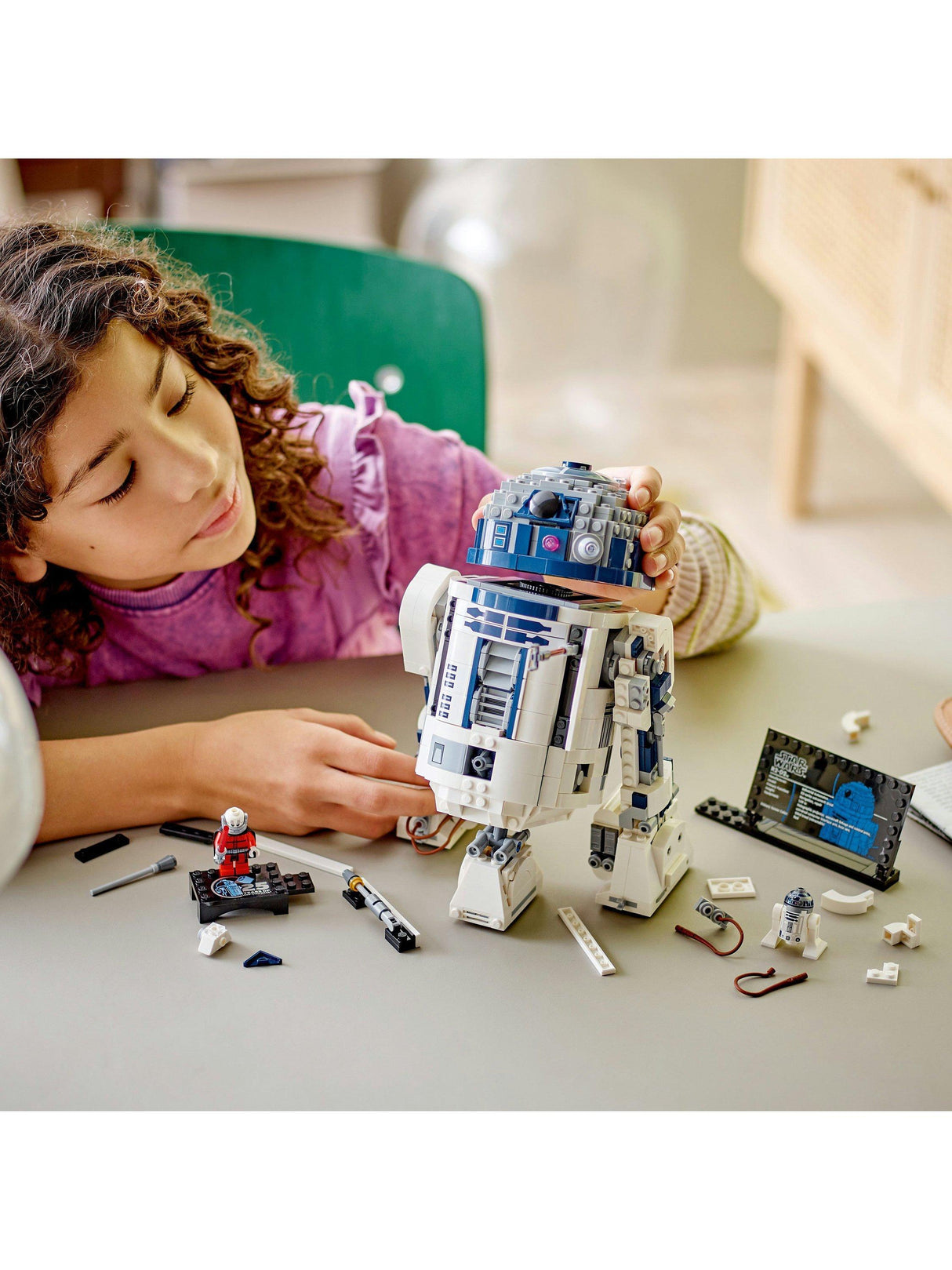 LEGO Star Wars 75379 R2-D2 Creative Fantasy Construction Set 1050 Pieces