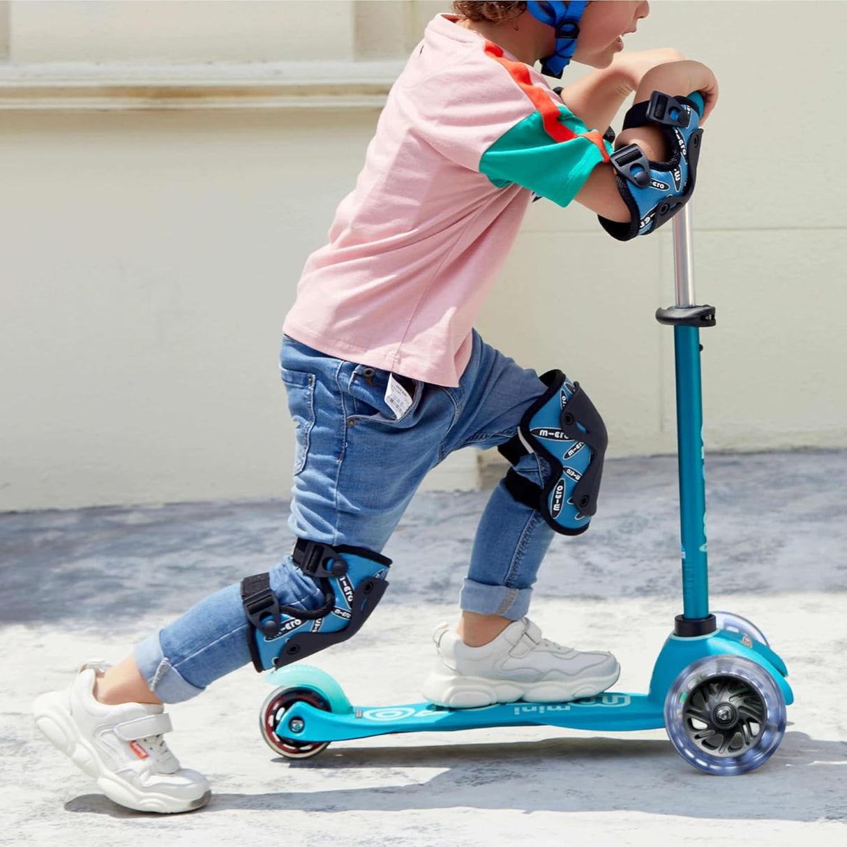 Micro Scooters Kids 2-5yrs LED Light Up Wheels Foldable Mini Scooter - Blue - Kazoop 