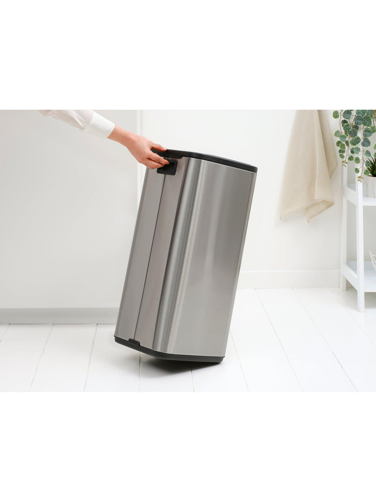 Brabantia Bo Touch Bin 30L Matt Steel Fingerprint Proof Waste Bin - Silver