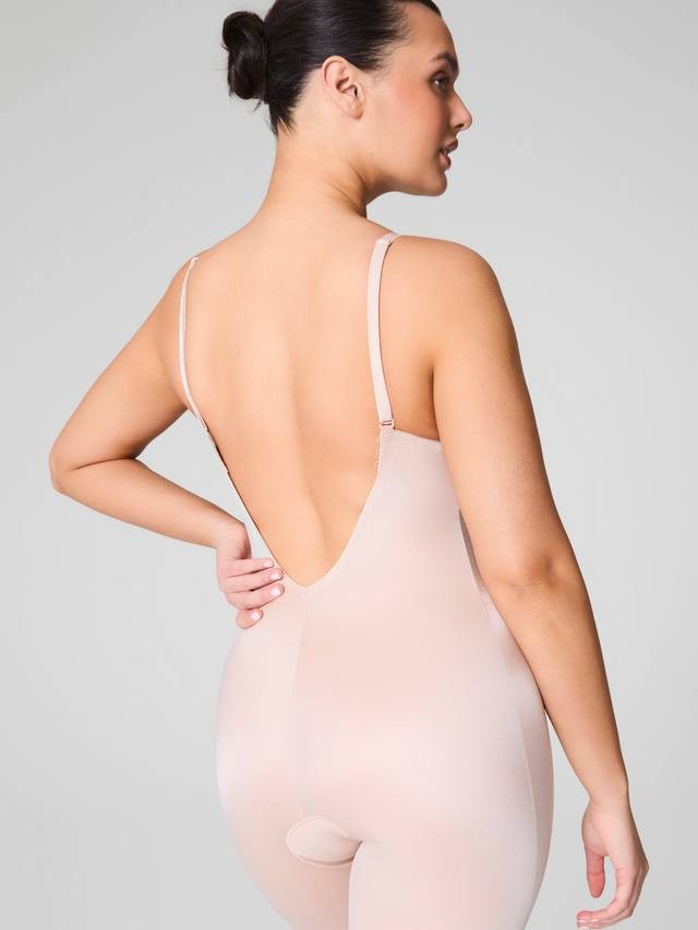 Spanx SPANXshape Suit Your Fancy Plunge Low-Back Mid-Thigh Bodysuit - Small