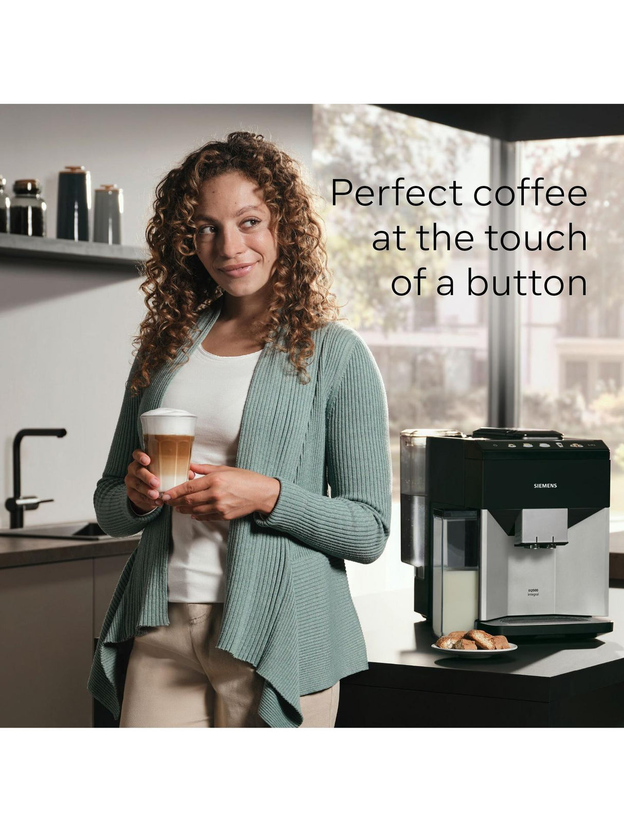 Siemens TQ515GB9 EQ500 Fully Automatic Bean Coffee Machine - Piano Black