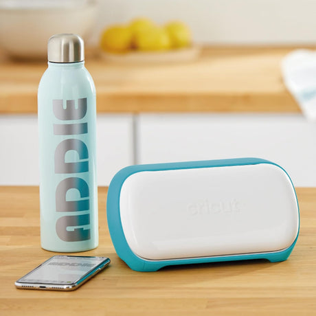 Cricut Joy Digital Cutting Machine and Gift Bundle - White/Blue