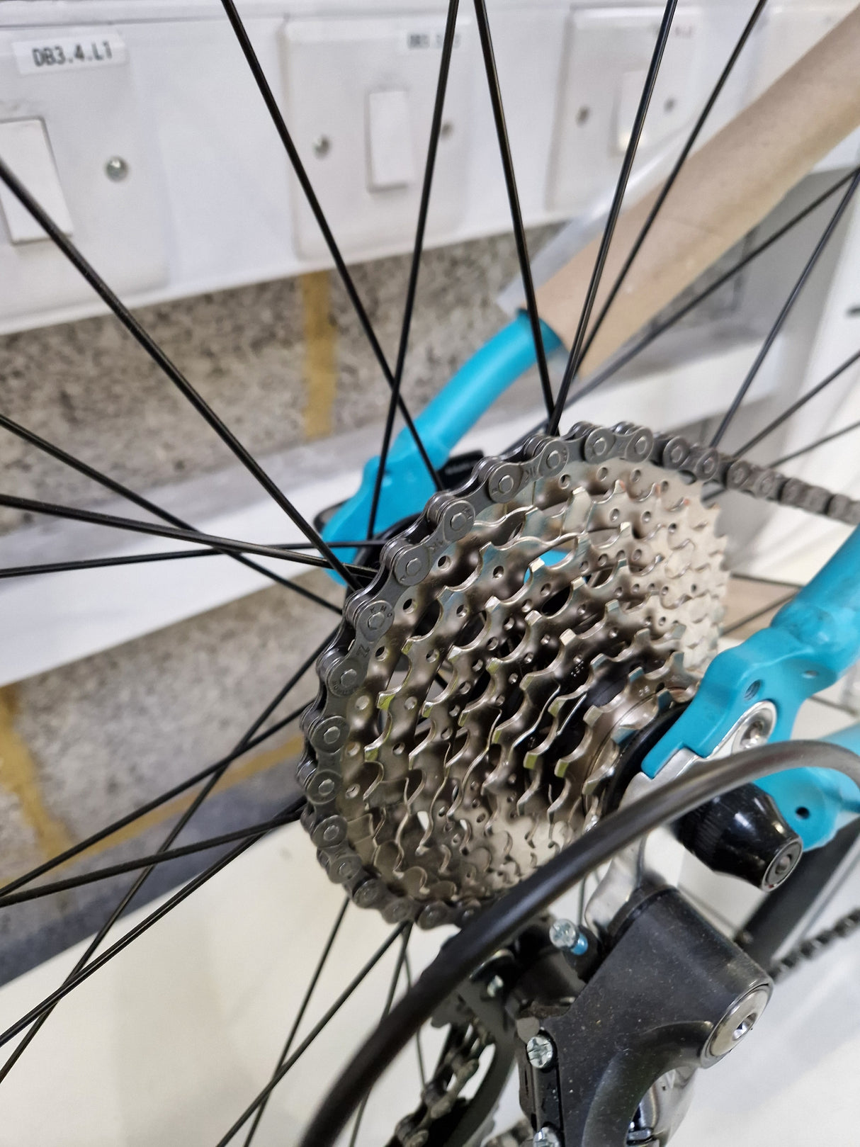 Boardman SLR 8.6 Women's 16-Speed Lightweight Road Bike - Large - Sky Blue