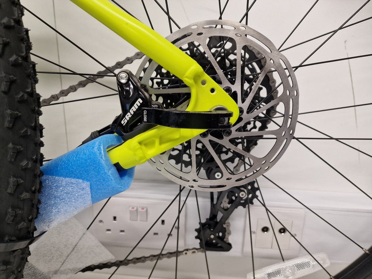 Boardman CXR 8.9 Disc Brakes 11-Speed Mens Road Bike - Medium - Lime Green