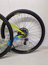 Boardman CXR 8.9 Disc Brakes 11-Speed Mens Road Bike - Medium - Lime Green