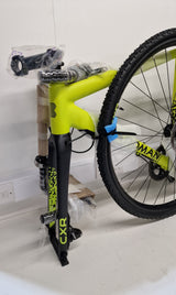 Boardman CXR 8.9 Disc Brakes 11-Speed Mens Road Bike - Medium - Lime Green