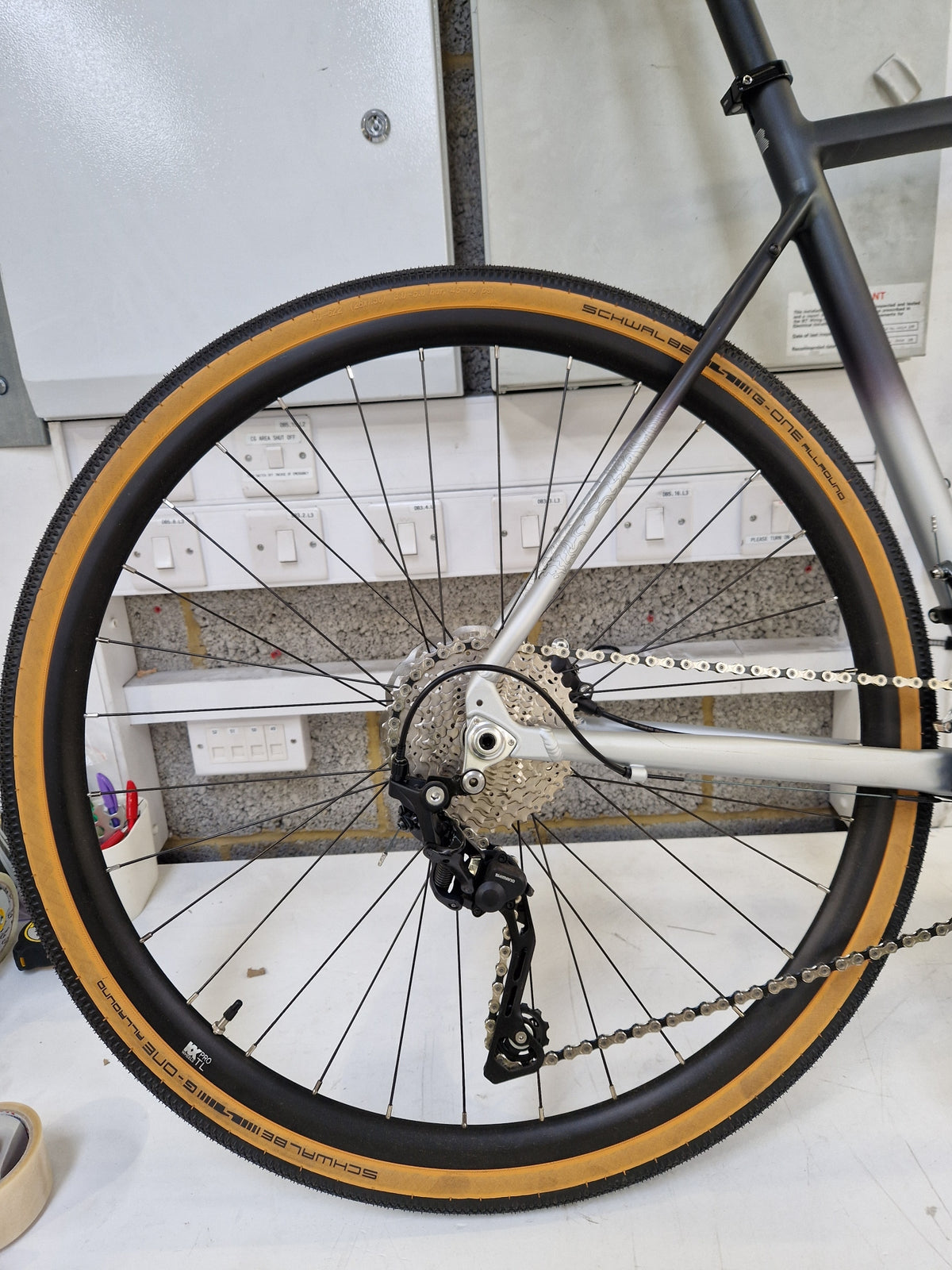 Boardman ADV 8.9 Disc Brake GRX Gravel Adventure Bike - XL - Black/Silver