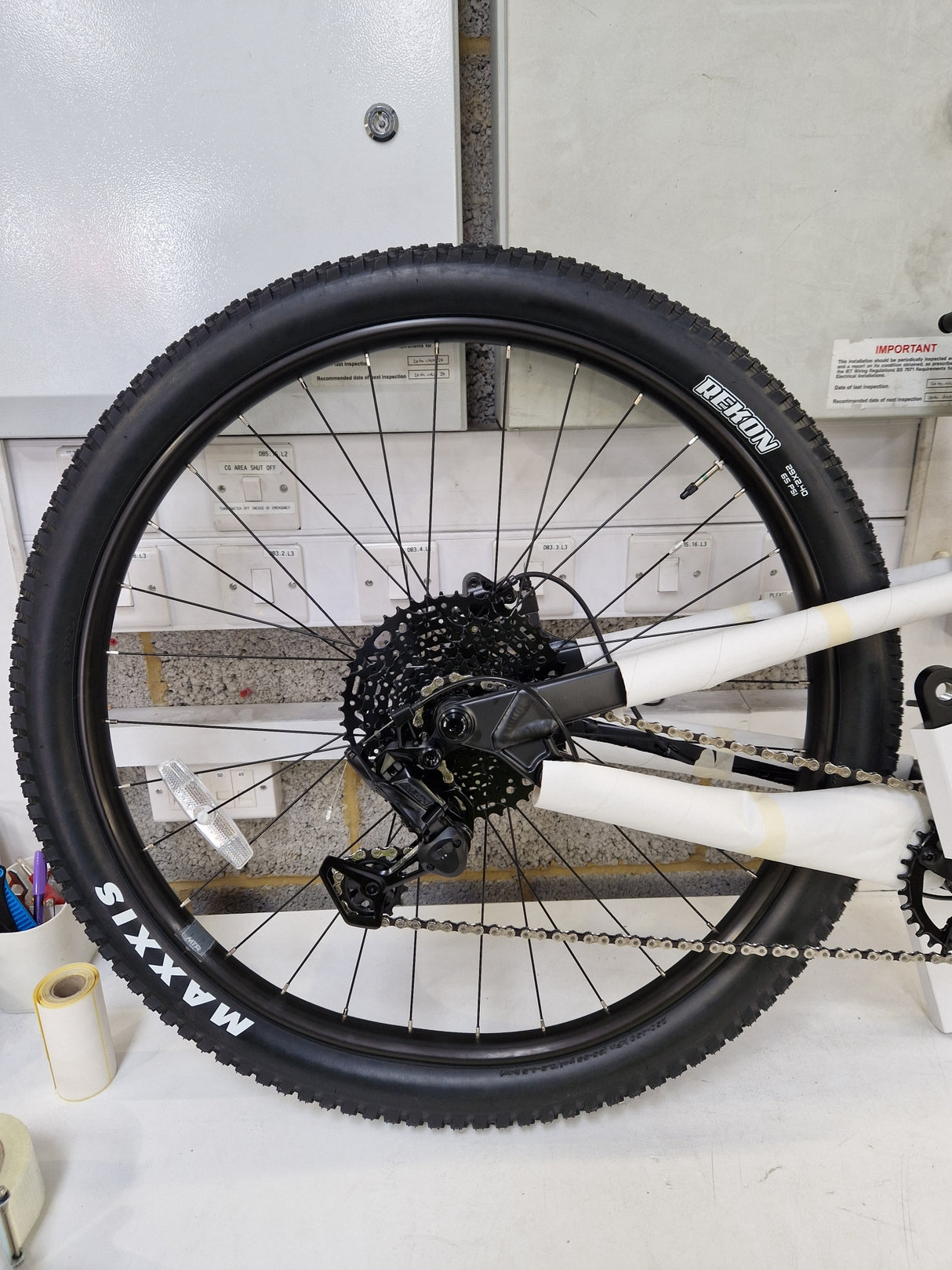 Boardman MTR 8.6 29in Wheel Full Suspension Mountain Bike 18in Large Green