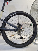 Boardman MTR 8.8 Unisex Full Suspension 29in Mountain Bike Small Cream/Black