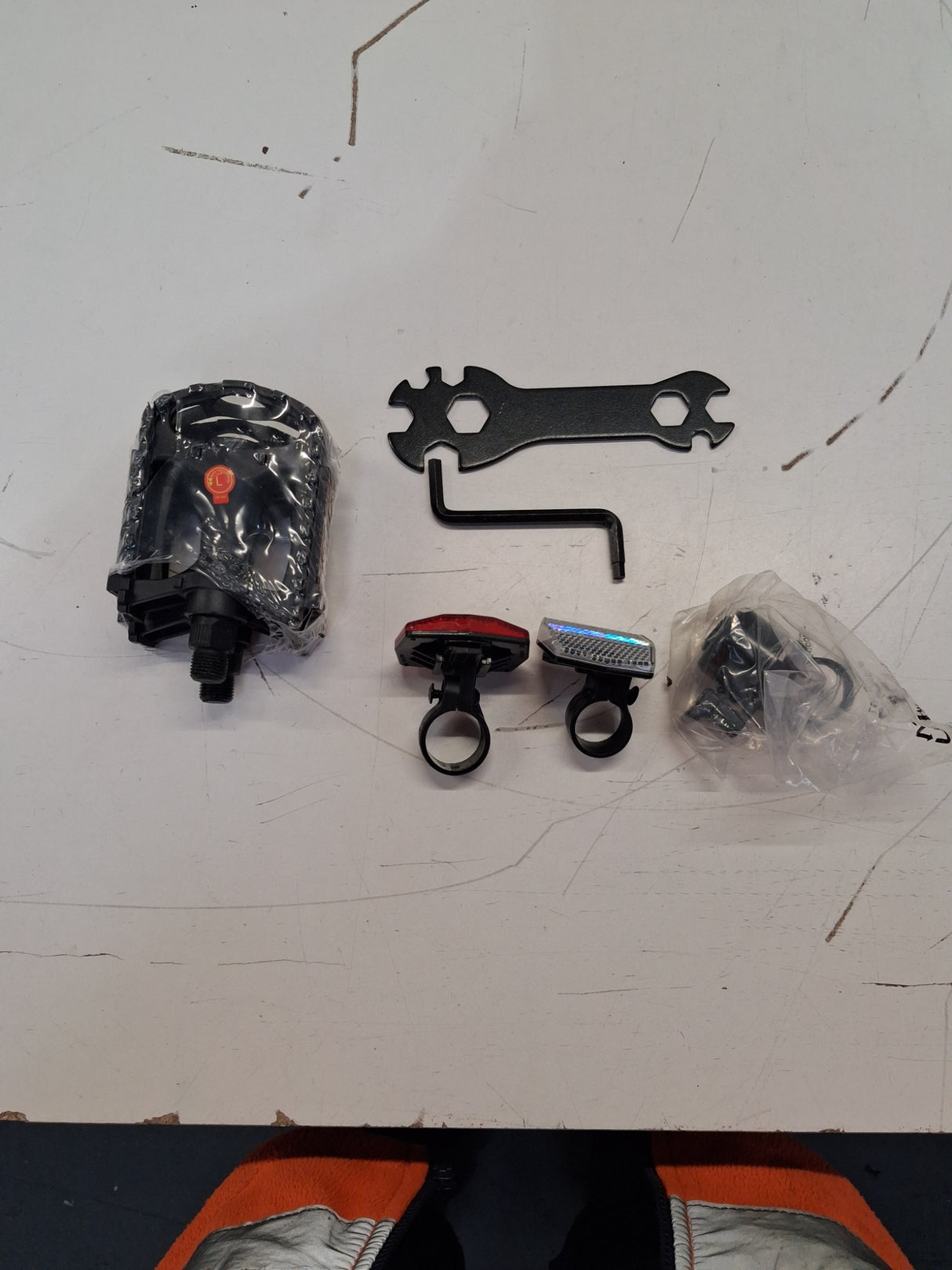 Boss Stealth Mens Full Suspension 21 Speed Mountain Bike - Black - Medium