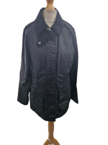 Barbour Beadnell Women's Regular Fit Waxed Cotton Jacket - Black - Size 10