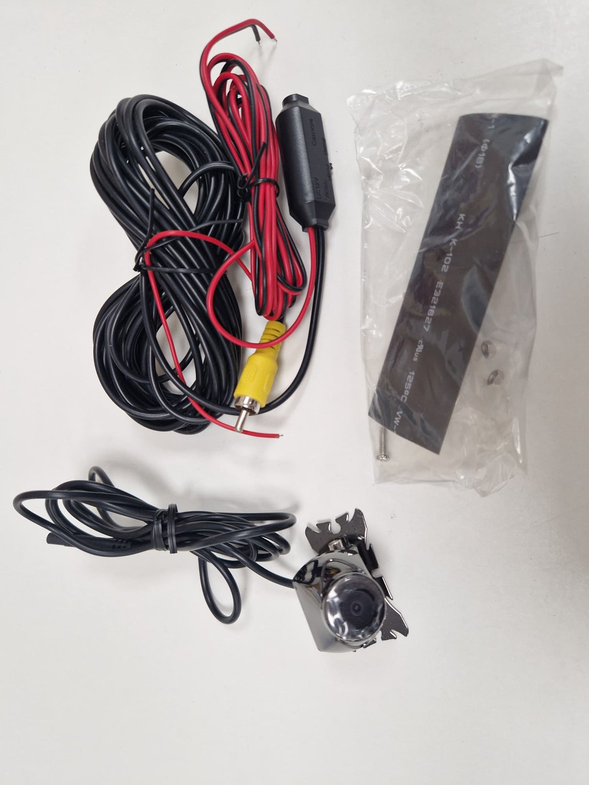 Echomaster CAM-02-P 1/4" CMOS Universal Front or Rear Parking Camera - Black