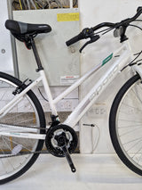 Apollo Excelle 18-Speed V-Brake Womens Hybrid Bike - Small - White/Green