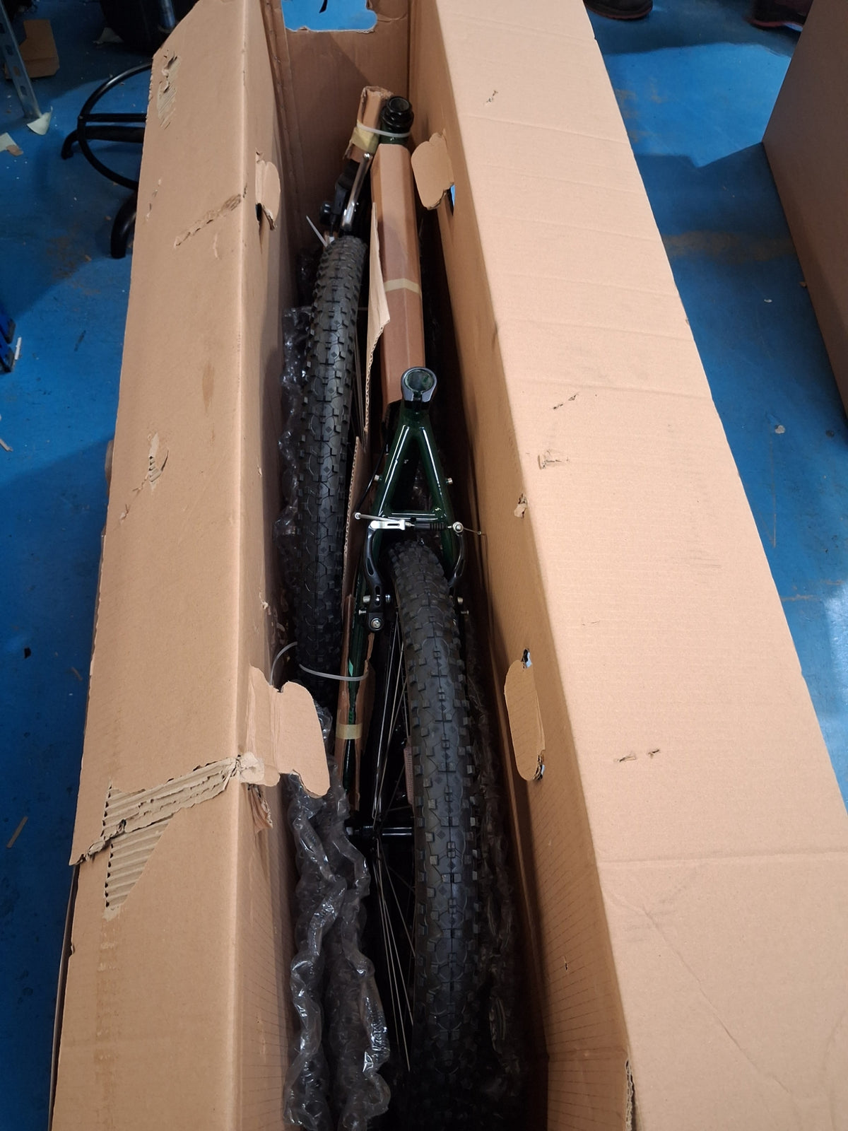 Apollo Jewel 18" Wheels V-Brake 18 Speed Womens Green Mountain Bike - Large