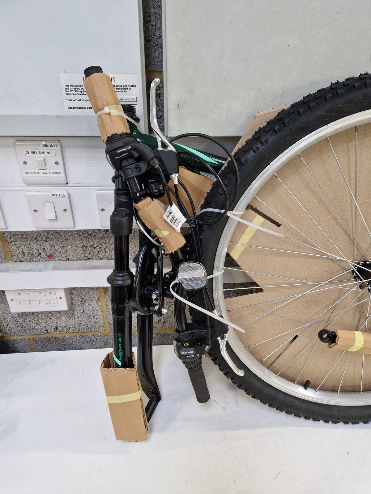 Apollo Jewel 18-Speed 18in-Wheels V-Brake Womens Mountain Bike - Large Green