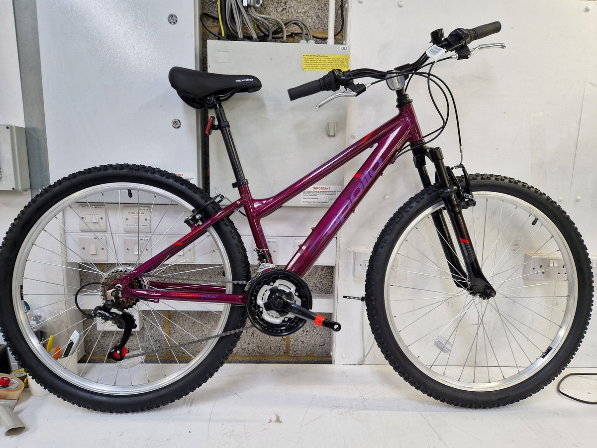Apollo Jewel Women's 18 Speed 27.5in Hardtail Mountain Bike - Small - Purple