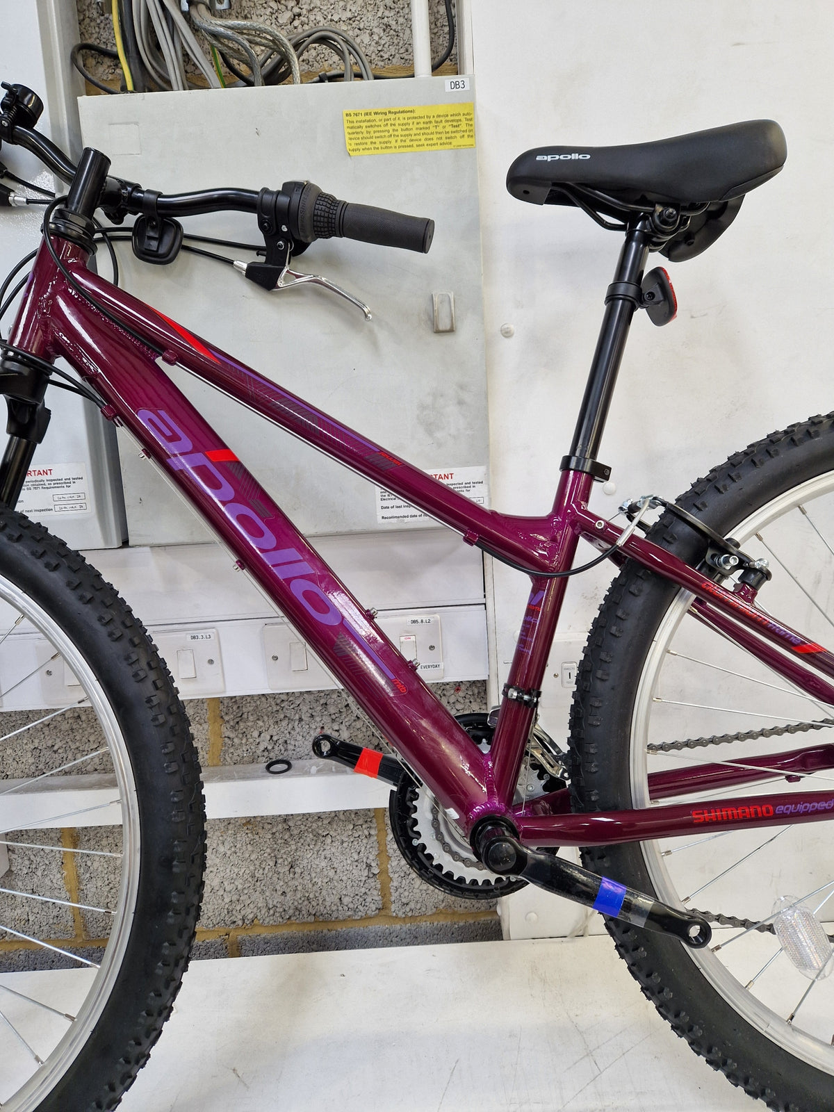 Apollo Jewel Women's 18 Speed 27.5in Hardtail Mountain Bike - Small - Purple