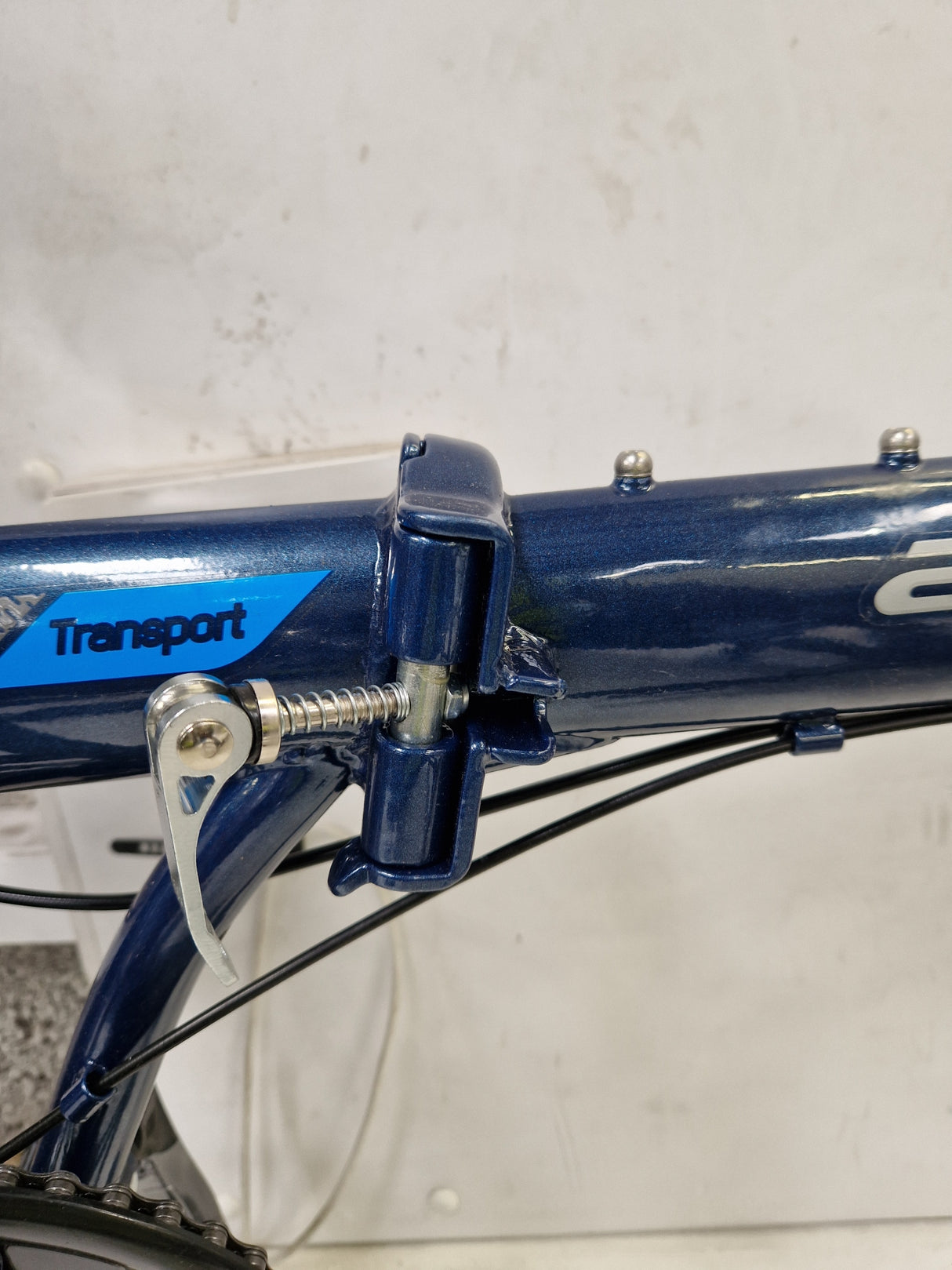 Apollo Transport Compact Folding 20" Wheels Steel Frame 6-Speed Bike - Navy