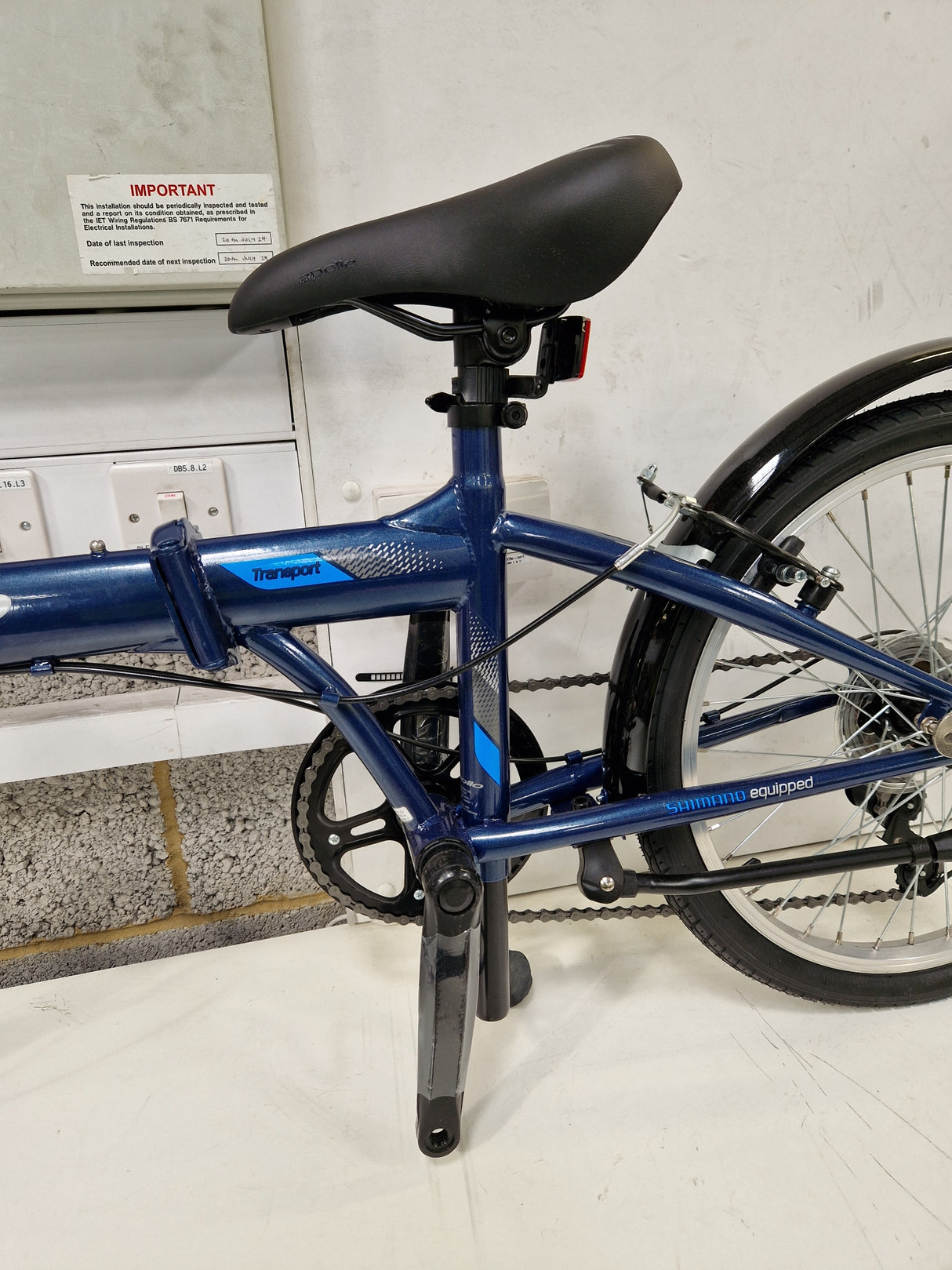 Apollo Transport Compact Folding 20" Wheels Steel Frame 6-Speed Bike - Navy