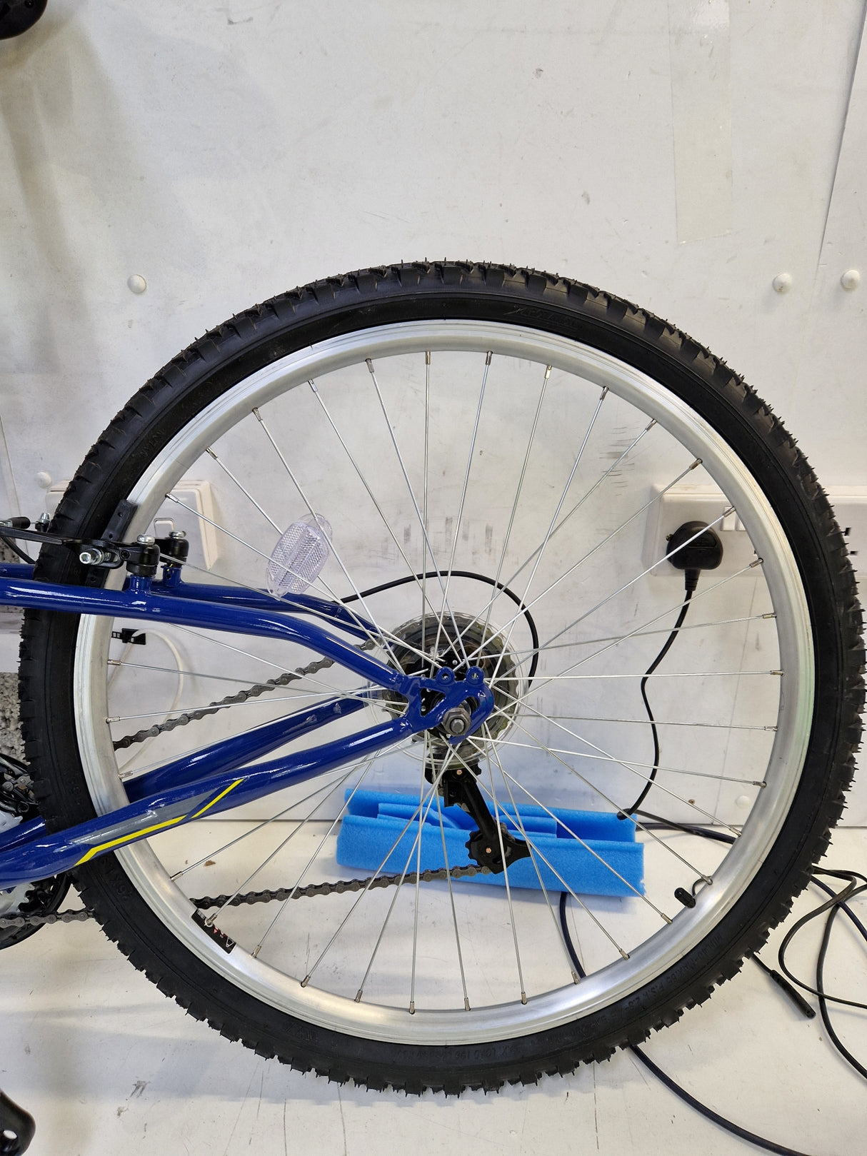 Indi FS 1 Men's MTB 18-Speed Mountain Bike 26" Wheels - Medium 18'' Blue