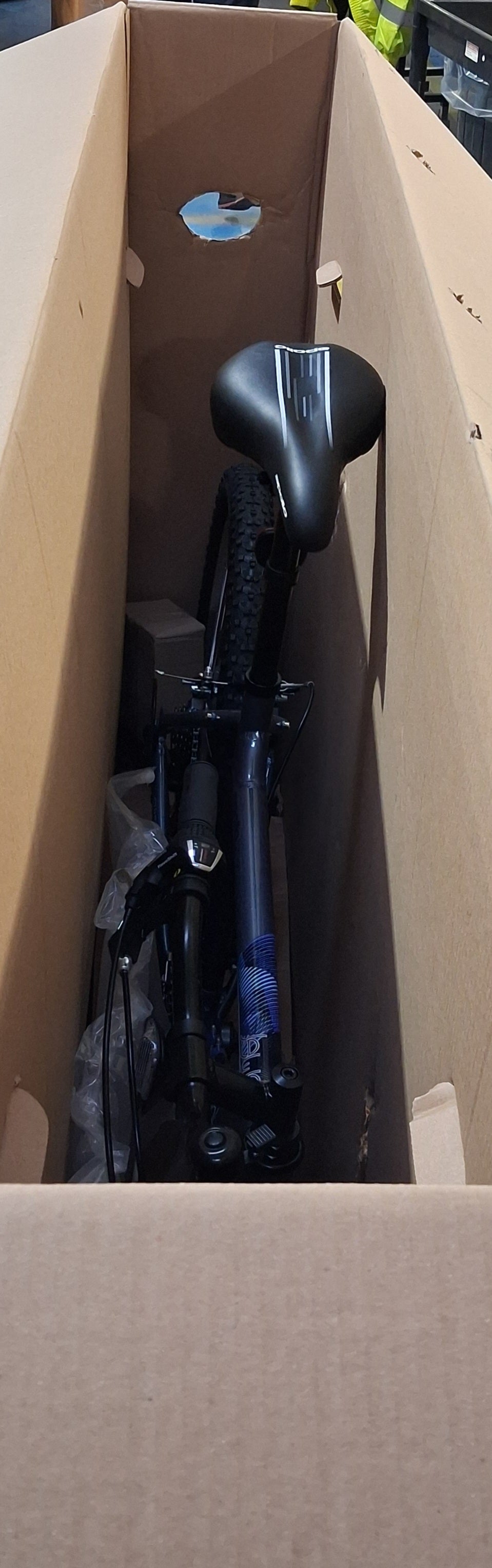 Apollo Jewel Womens 18-Speed Mountain Bike - Silver/Blue - Large 20'' Frame