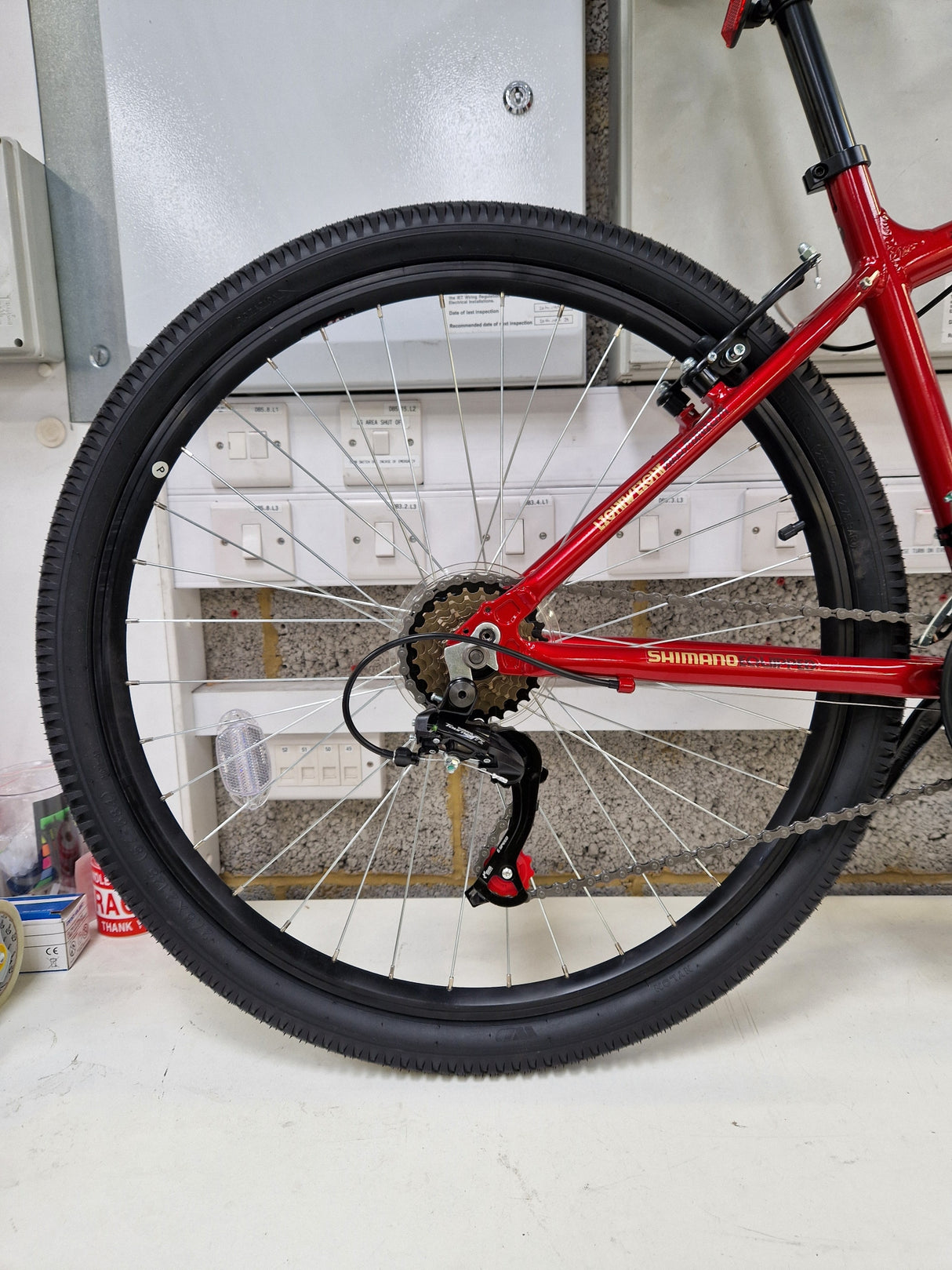 Apollo Transition Mens 18-Speed Lightweight Hybrid Bike Alloy - Medium - Red