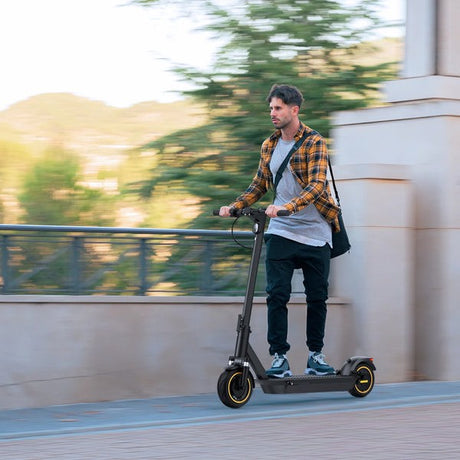 AOVOPRO ESMAX 500W Dual Suspension Foldable Adult Electric Scooter - Black