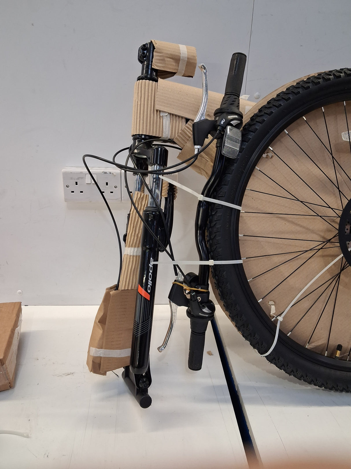 Apollo Entice Womens 21-Speed Disc Brakes Mountain Bike - Blue - Medium