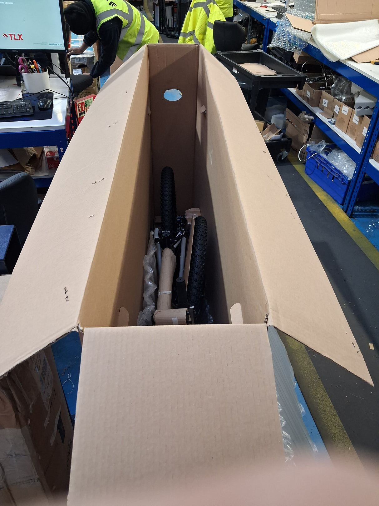 Apollo Entice Womens 21-Speed Disc Brakes Mountain Bike - Blue - Medium