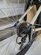 Apollo Phaze 18-Speed 27.5in Wheel Alloy Hardtail Mountain Bike Large - Blue