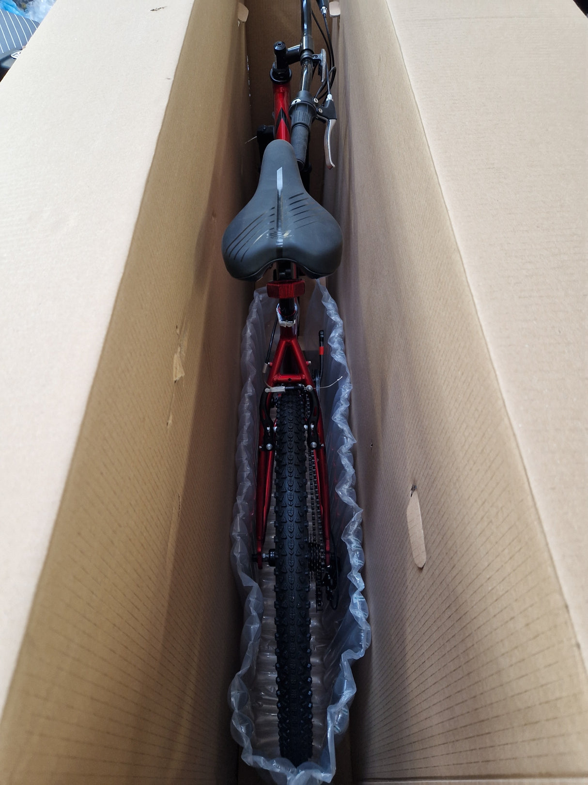 Apollo Phaze Red 18-Speed Men's Mountain Bike 27.5" Wheels - Large 20"