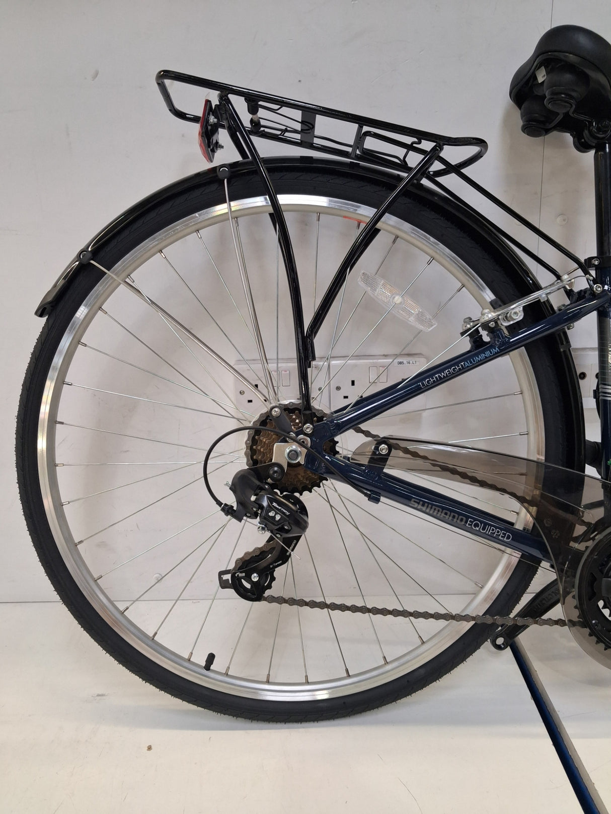 Apollo Elyse Womens 21 Speed V-Brakes Hybrid Bike - Navy Blue - 16" Small