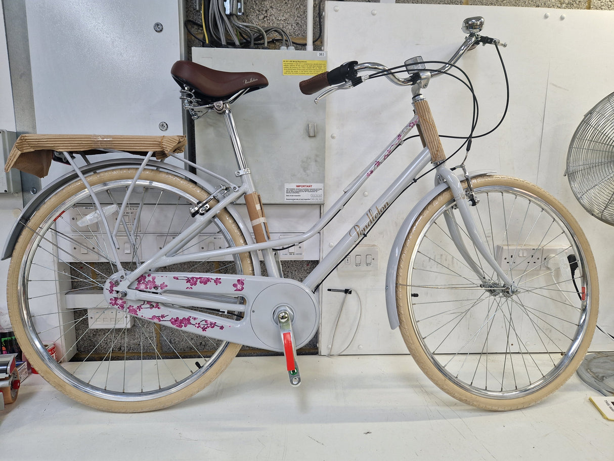 Pendleton Dalby V-Brake 700c Women's Hybrid Bike - Cherry Blossom - Small