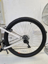 Apollo Slant Men's Mountain Bike 26" Wheels 18 Speed - 17" Medium - Silver