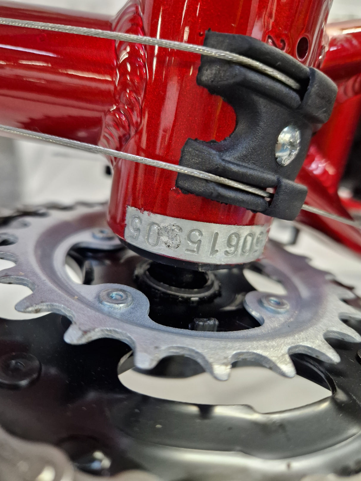 Apollo Phaze 18-Speed Men's Mountain Bike 27.5" Wheels - Large 20" Red