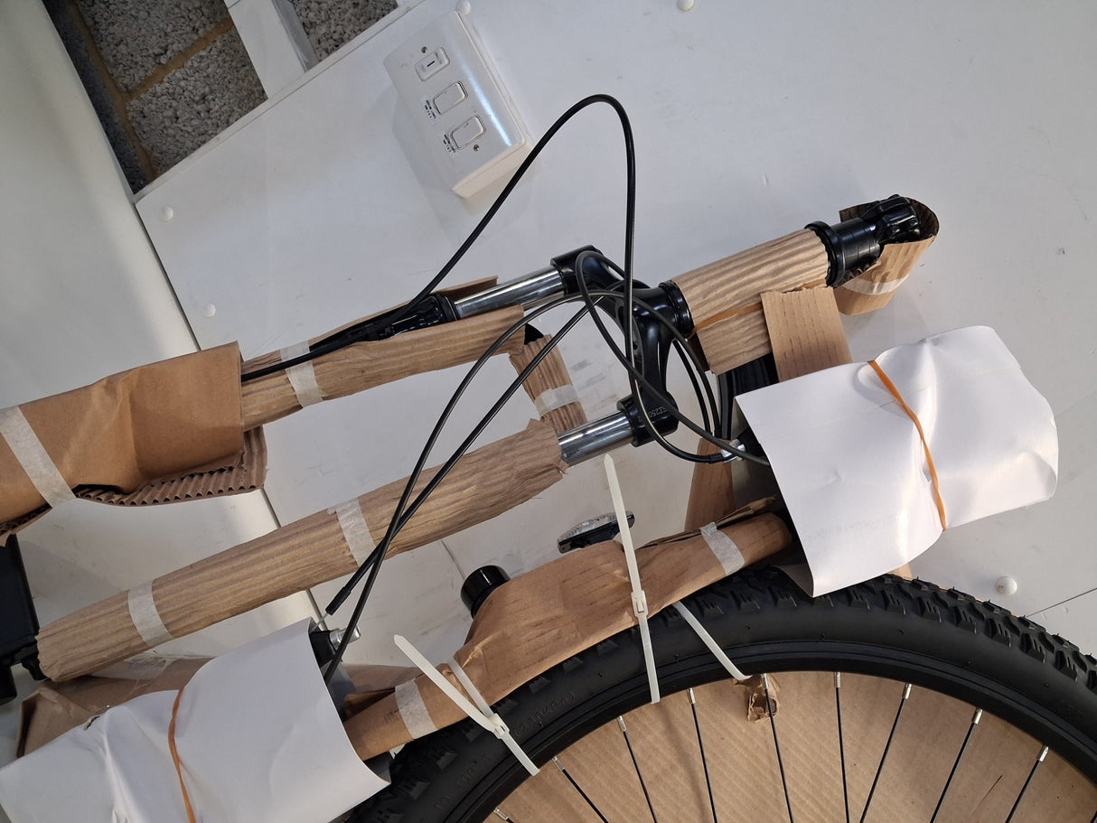 Apollo Evade Mens 21 Speed Disc Brake Mountain Bike - Black - Small 14"