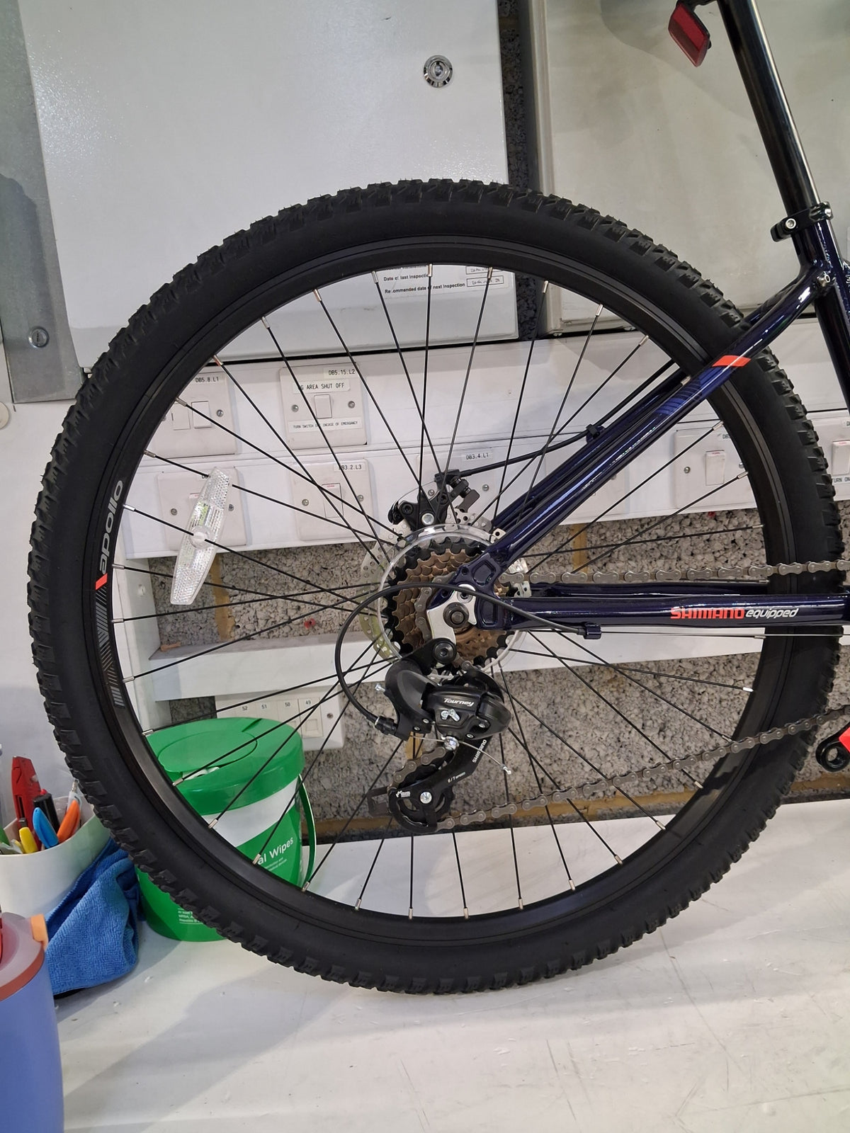 Apollo Entice Women's 21-Speed 27.5" Wheels Mountain Bike - Small - Blue