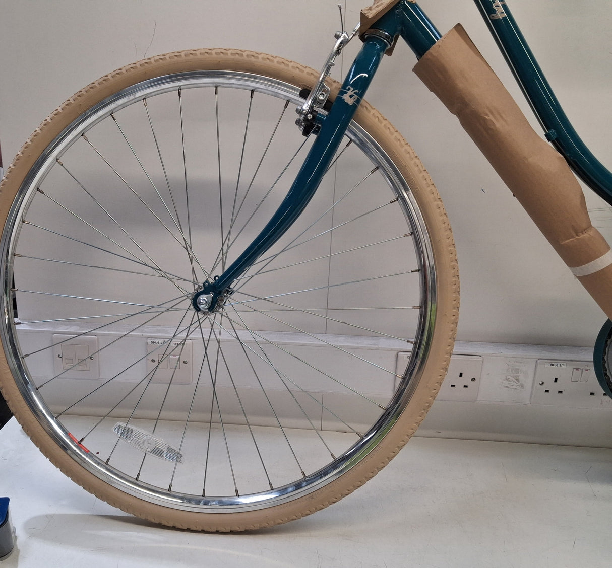 Pendleton Women's Somerby 7-Speed V-Brake Hybrid Bike - Teal - Small 17"