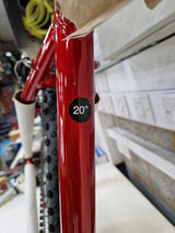 Apollo Phaze Red 18-Speed Men's Mountain Bike 27.5" Wheels - Large - 20"