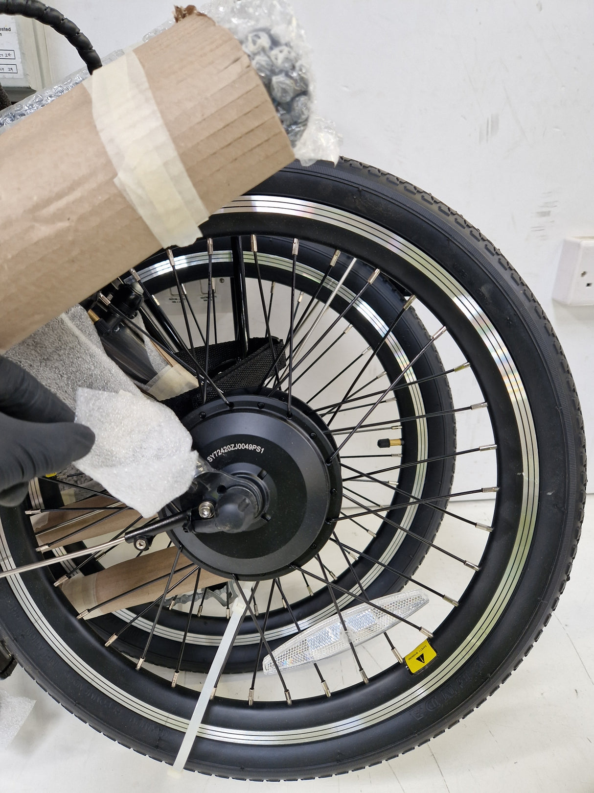 Apollo Transport 20" Wheel V Brake 6 Speed Folding Electric Bike Alloy Grey