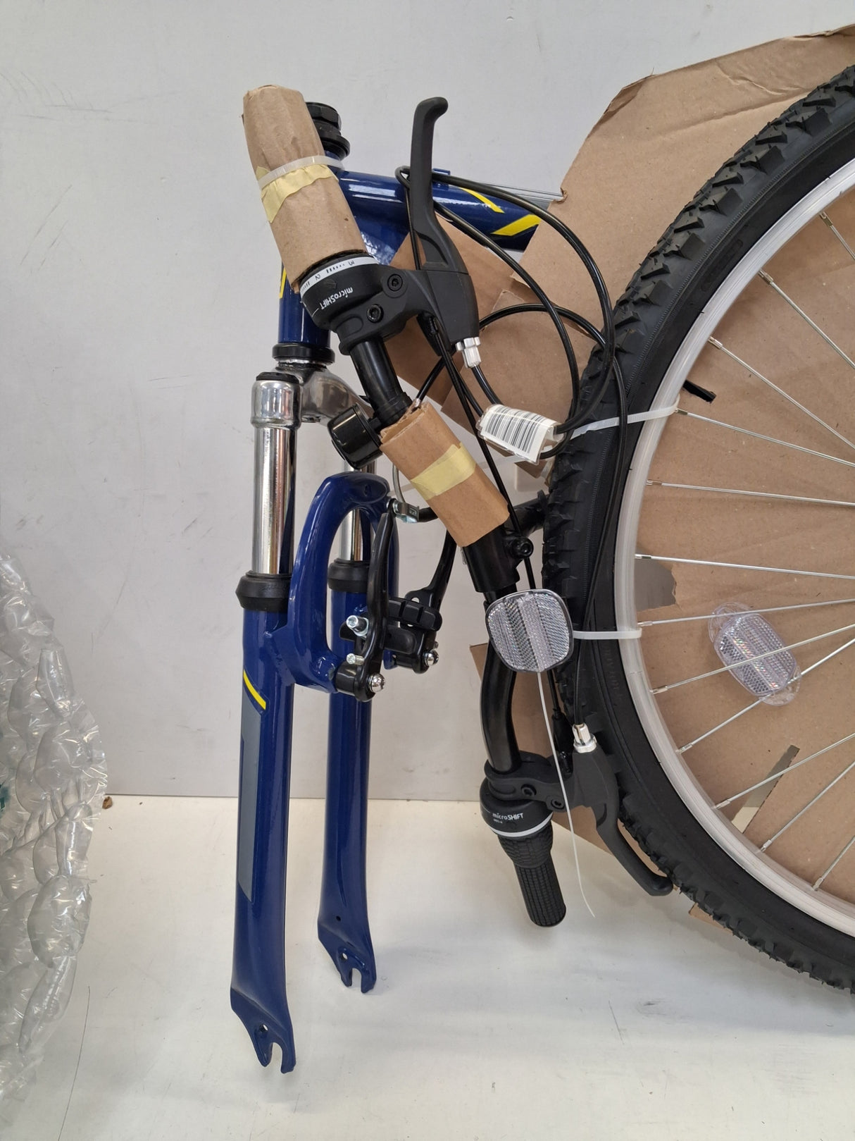 Indi FS 1 Mens MTB 18-Speed V-Brake Mountain Bike Steel - 18'' Medium - Blue