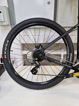 Carrera Vengeance Men's 16-Speed Alloy Mountain Bike - XL 22'' Frame - Black