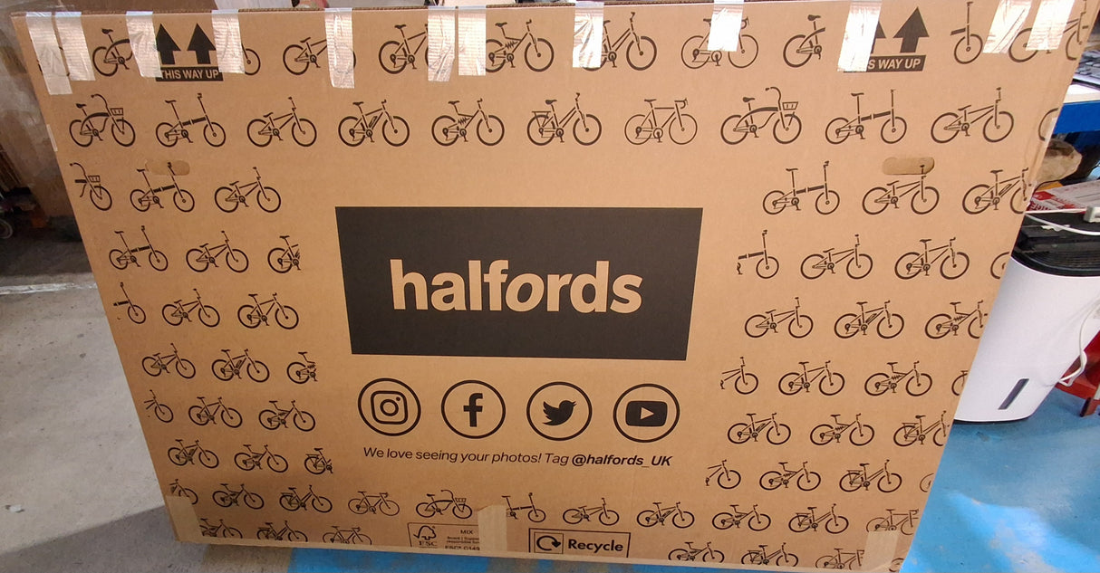 Carrera Titan X 2025 Unisex 10 Speed Mountain Bike - Orange - Large Frame